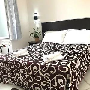 Serena House Bed & Breakfast Roma